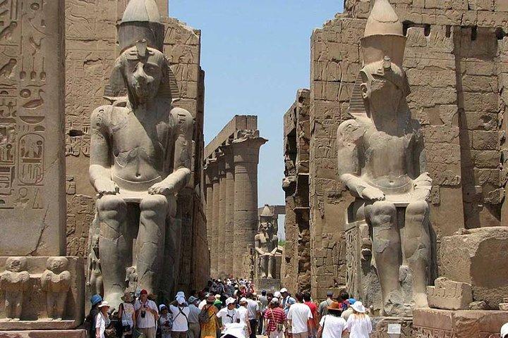 VIP Luxor Tagestour von Hurghada, El Gouna, Makadi, Soma Bay