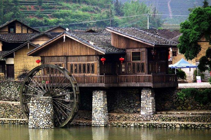 Hakka Tulou Private Day Tour door Yunshuiyao Ancient Village en Hekeng Tulou