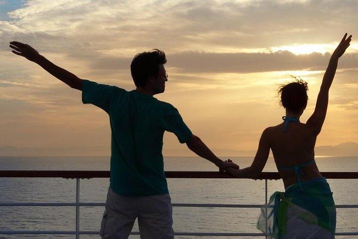 Champagner-Sonnenuntergangsegel in St. Lucia