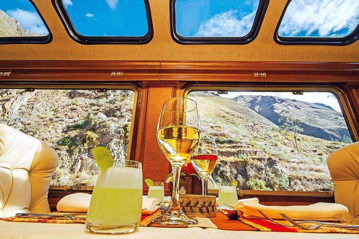 クスコから一流のIncaRail列車で息を飲むMachuPicchu FullDayツアー