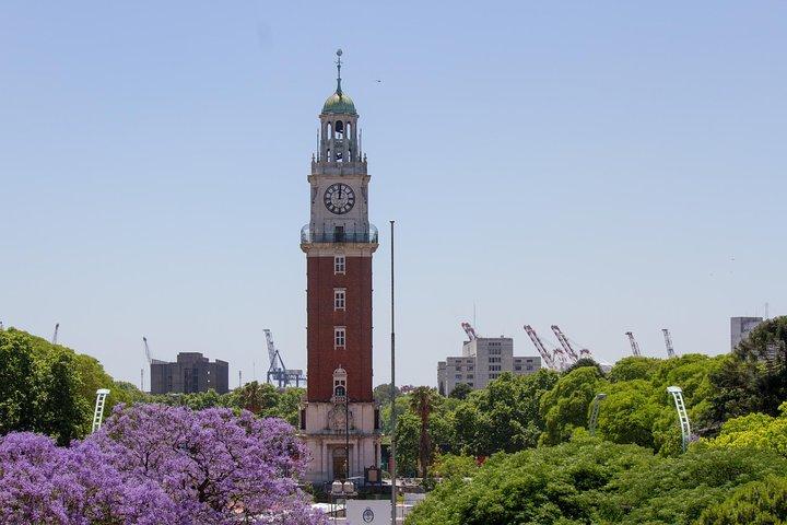 Tour privado a pie por Buenos Aires con un local