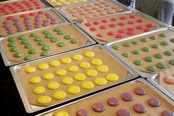 Paris Small-Group Macaron Making Class med en fransk kok