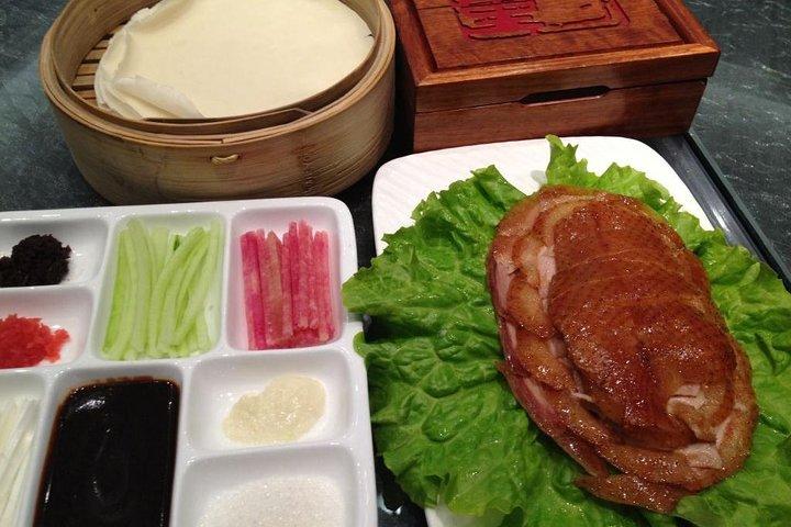 Grande Muralha de Mutianyu em Pequim com almoço especial de pato à Pequim e show de acrobacias