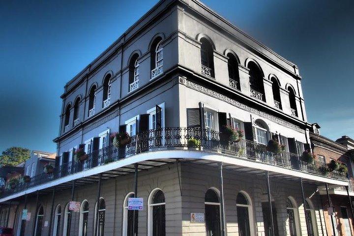 Ghost and Vampire Walking Tour av franska kvarteret