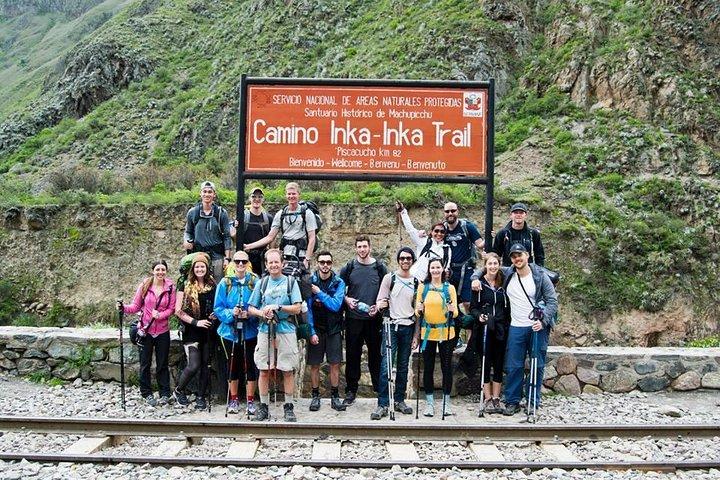 8-Day Classic Inca Trail Viaggio a Machu Picchu da Cusco