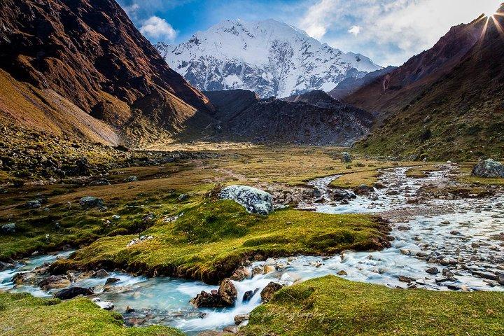 Salkantay Trek de 5 días con todo incluido a Machu Picchu