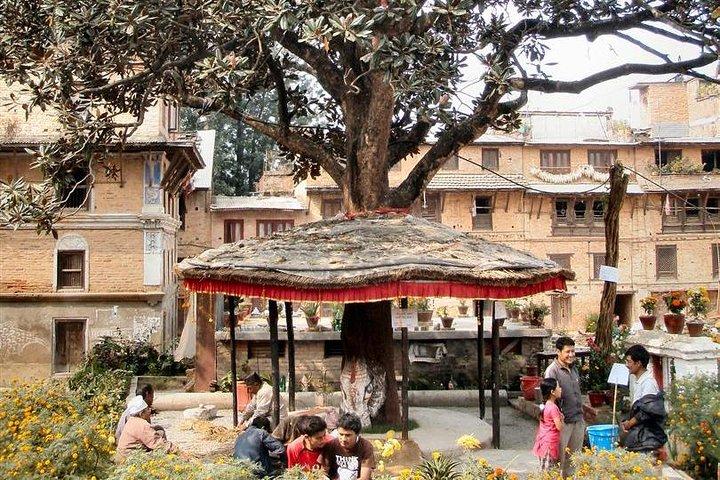 Tour privato di un'intera giornata a Bungmati, Khokana, Kirtipur e Patan Durbar Square