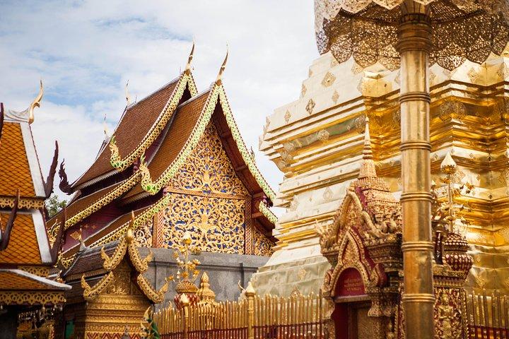 Ikoniske landemærker og templer i Chiang Mai