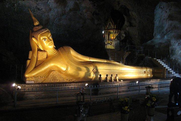 カオラックのユニークで素晴らしい寺院