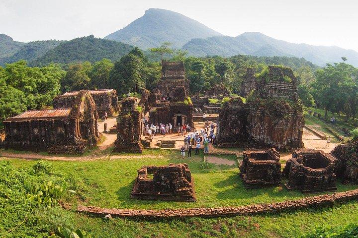 Hoian Madlavningskursus, bambuskurvbåd og My Son Ancient Temples