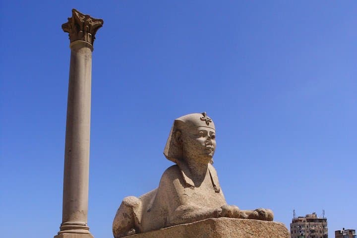 3-Day Private Guided Tour to Giza, Cairo and Alexandria including 2 evenings
