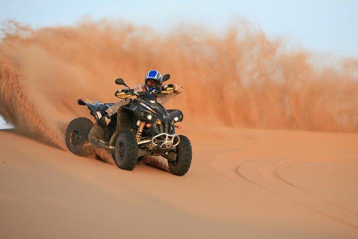 90 - minutters quad cykeltur fra Dubai