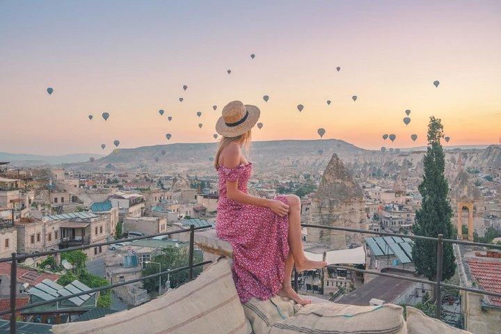 From Istanbul: 2-Day Cappadocia Tour by Plane Balloon Ride