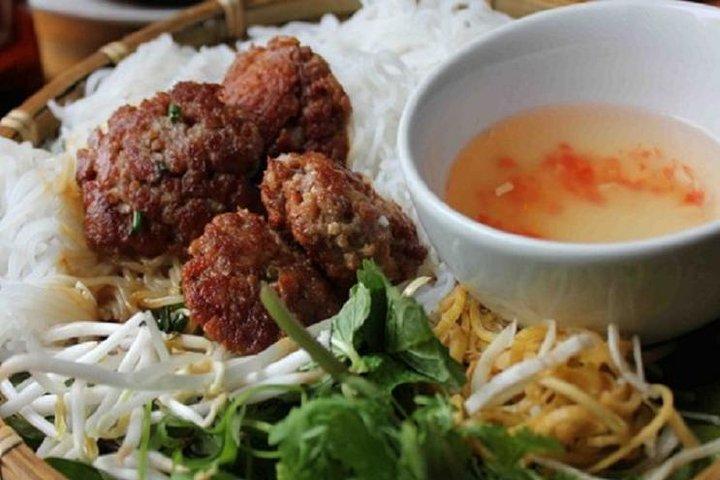 Tour privato a piedi di Hanoi: cibo di strada (PROMOZIONE HOT HOUR)