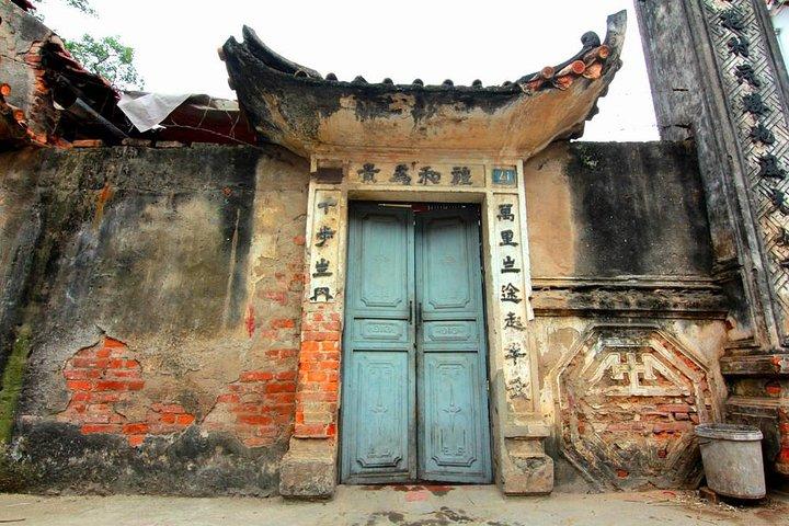 Cu DaとVan Phuc Village：ハノイからのプライベートツアー