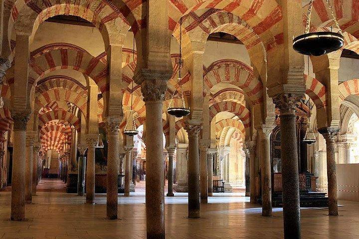 Privat 9-timers tur til Cordoba fra Granada med hotel afhentning og aflevering