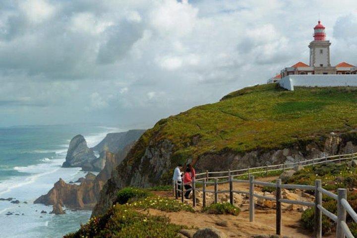 Sintra Private Tour with Pena Palace and Quinta da Regaleira