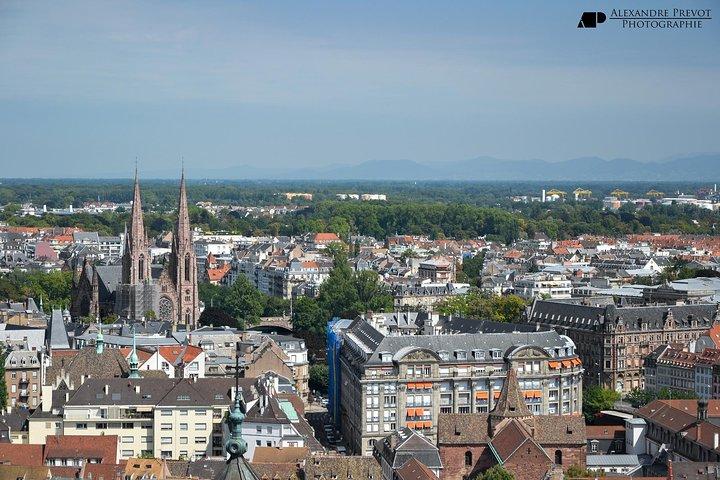 Strasbourg Private Walking Tour com um local