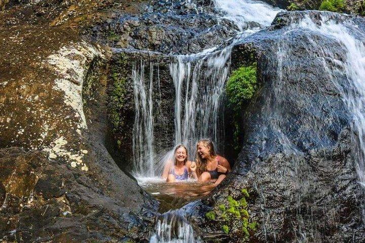 Escursione di un'intera giornata: le magnifiche 7 cascate di settembre con pranzo incluso