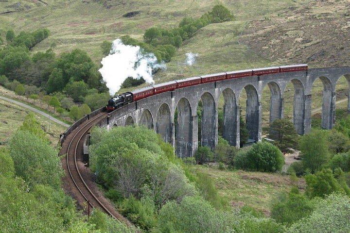 Il magico tour delle Highland + viaggio in treno a vapore giacobita opzionale