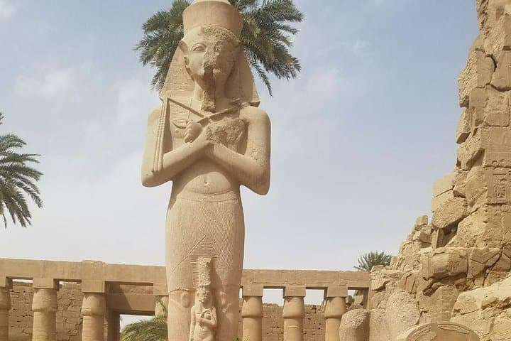 East bank Luxor and Karnak temple from Luxor hotels or Nile cruise with Lunch