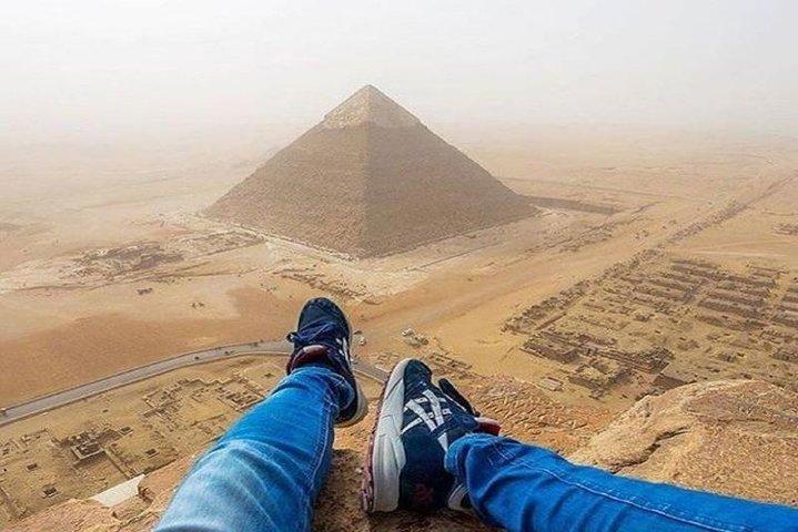 Tour naar de piramides van Gizeh en het Grand Egyptian Museum