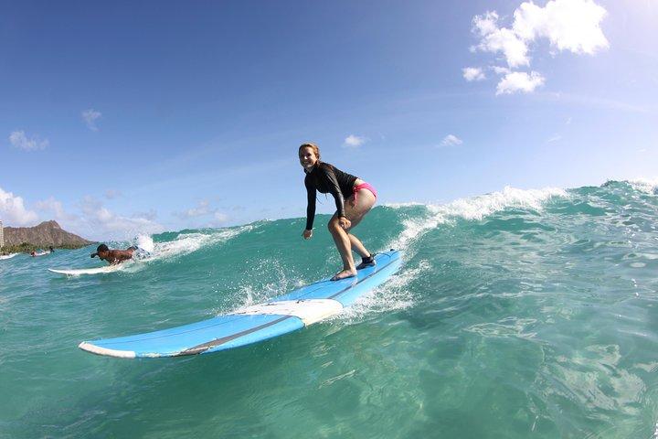 Surflessen op Waikiki Beach