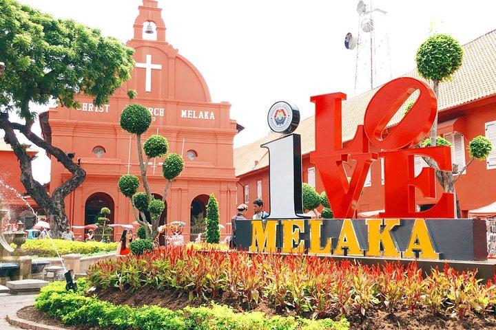 Privater Transfer vom Kuala Lumpur Hotel zum Malacca Hotel