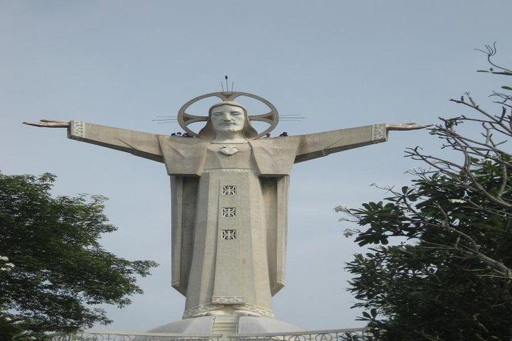 Excursão de dia inteiro à Praia de Vung Tau saindo da cidade de Ho Chi Minh