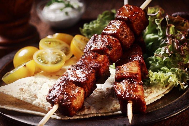 Safari dans le désert à Abu Dhabi avec dîner barbecue