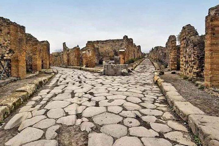 Pompeji: KLASSISKT eller 2 DAGAR MED NAPEL CENTER & UNDERJORD