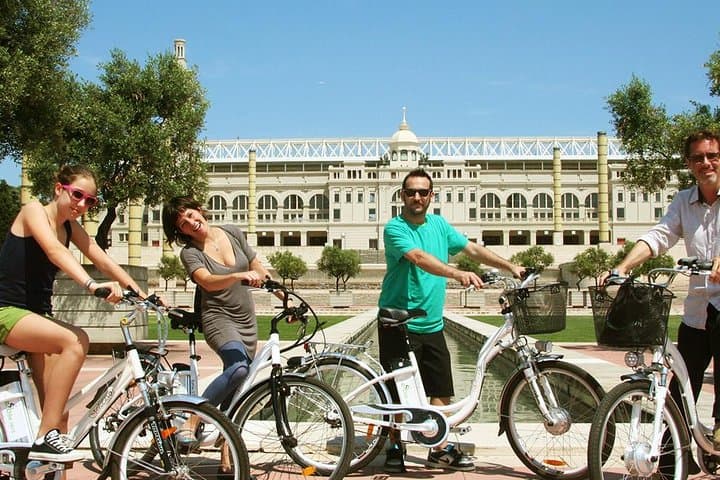 Private Electric Bike Guided Tour in Barcelona