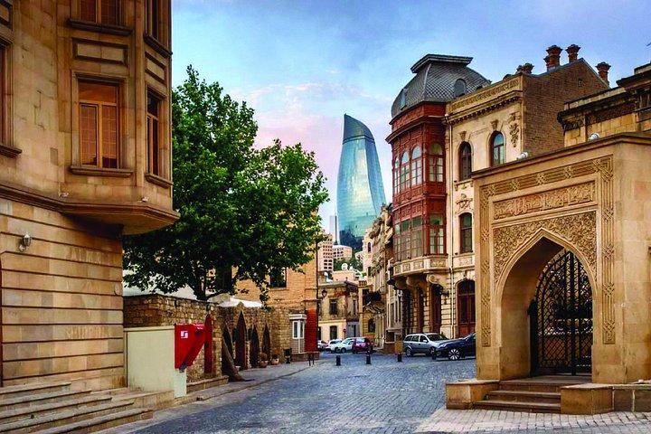 15-daagse tour naar Azerbeidzjan, Georgië en Armenië vanaf Bakoe