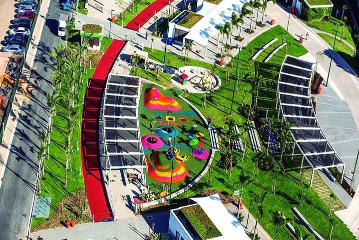 乗り換えでリオデジャネイロのマドゥレイラ公園を訪問