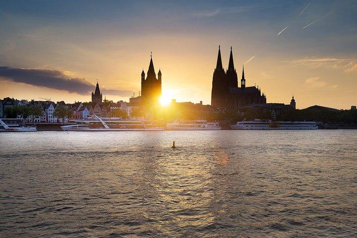 Rhen River Evening Panorama Cruise i Köln