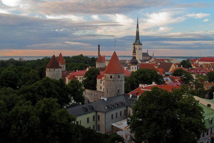 Discover Terrific Tallinn: Self-Guided Audio Tour