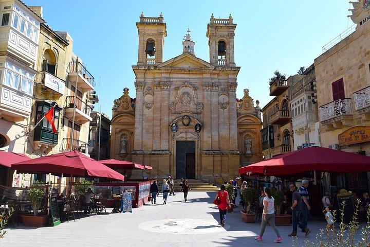 Gozo & Comino Islands, Blue Lagoon & Seacaves Tour