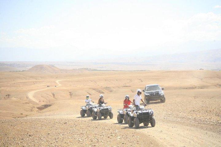 Thrilling Quad Adventure & Dinner Under the Agafay Desert Stars .