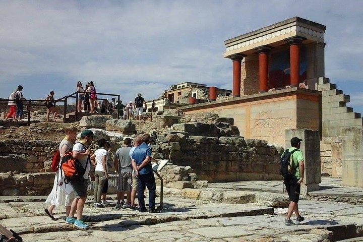 Knossos Palace Guided Walking Tour