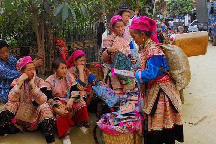 Sapa Trek 3 jours 3 nuits en petit groupe - Homestay and Hotel from Hanoi