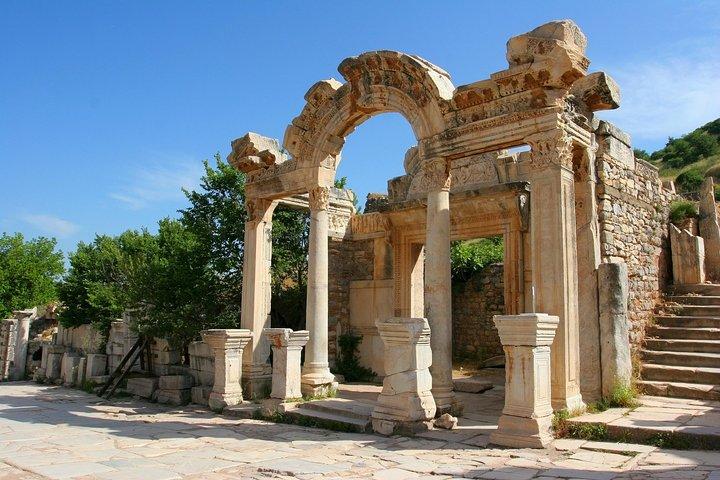 エフェソスと聖母マリアの家、イスタンブールから1日で