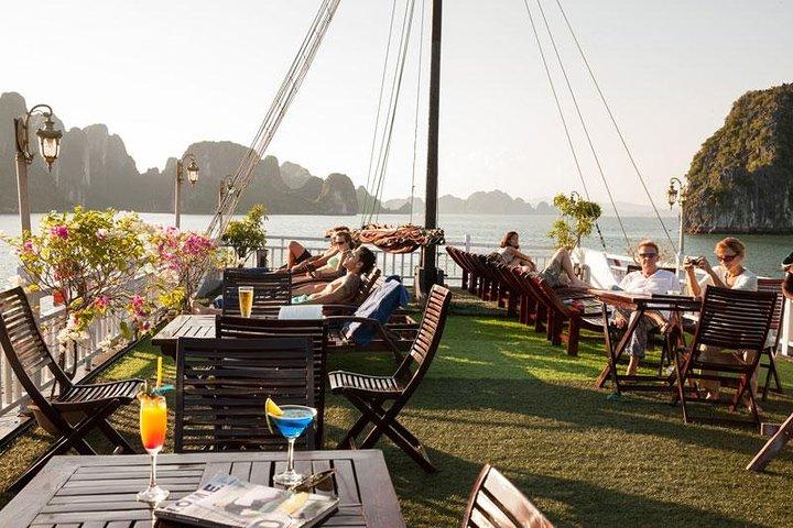 Crociera Halong Bay 2 giorni 1 notte