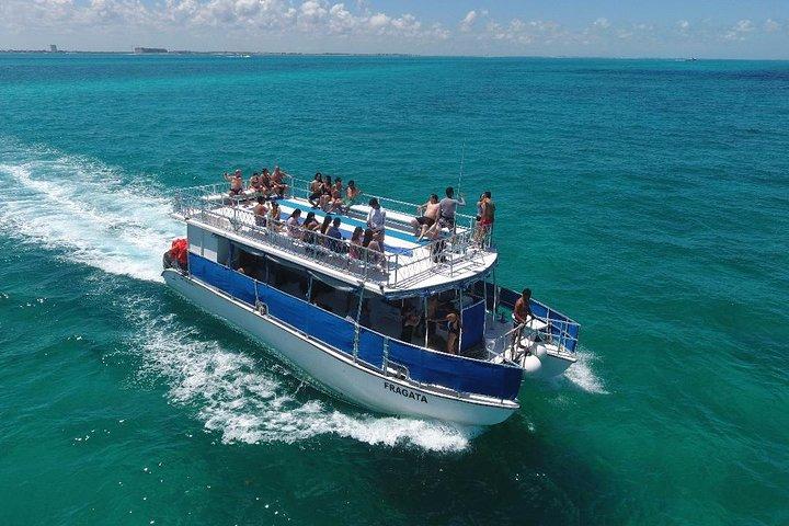 Tour Catamaran to Isla Mujeres all Included