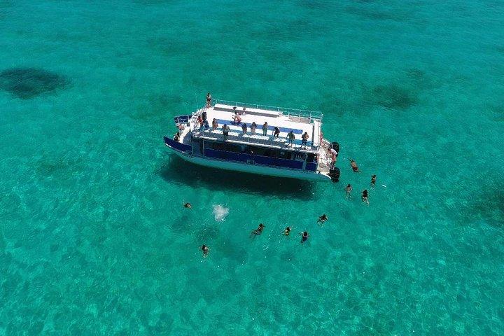Tour Catamaran to Isla Mujeres all Included
