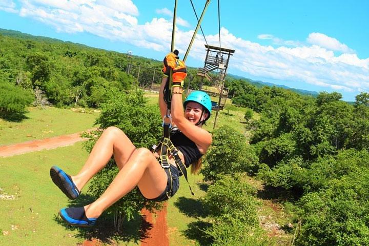 Jamwest: tirolesa, paseo cultural y aventura todoterreno en vehículos todo terreno