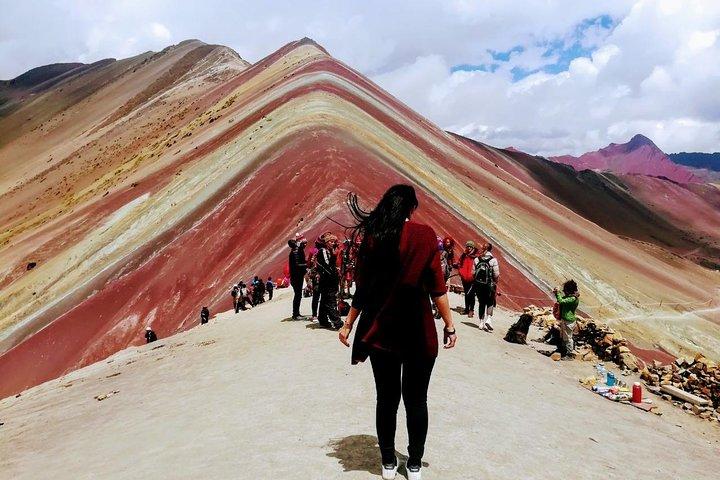 Visite privée - Rainbow Mountain et Red Valley 1 jour