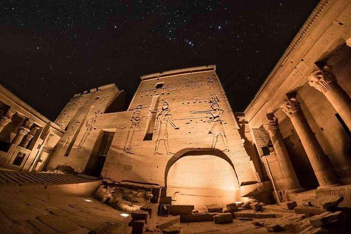 Alta diga del obelisco incompiuto del tempio del phile di giro di giorno completo di Aswan