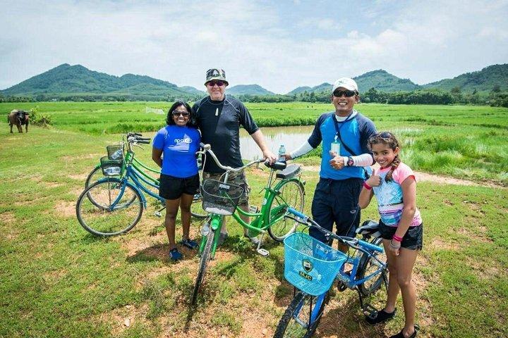 Excursion d'une journée à Koh Yao Noi avec balade à vélo et déjeuner