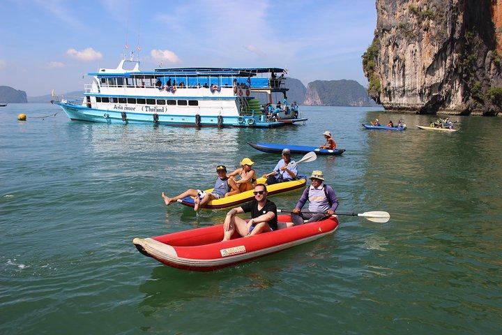 Excursion d'une journée à Phi Phi et James Bond Island avec déjeuner