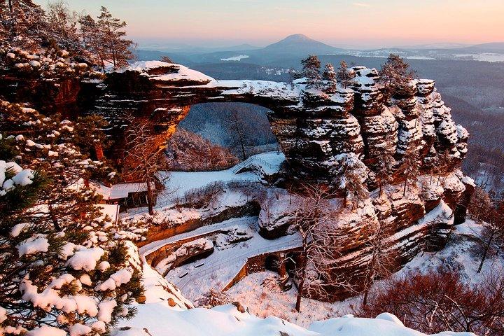 Excursão ao Portão Pravcicka e ao Parque Nacional de Inverno da Ponte Bastei saindo de Praga